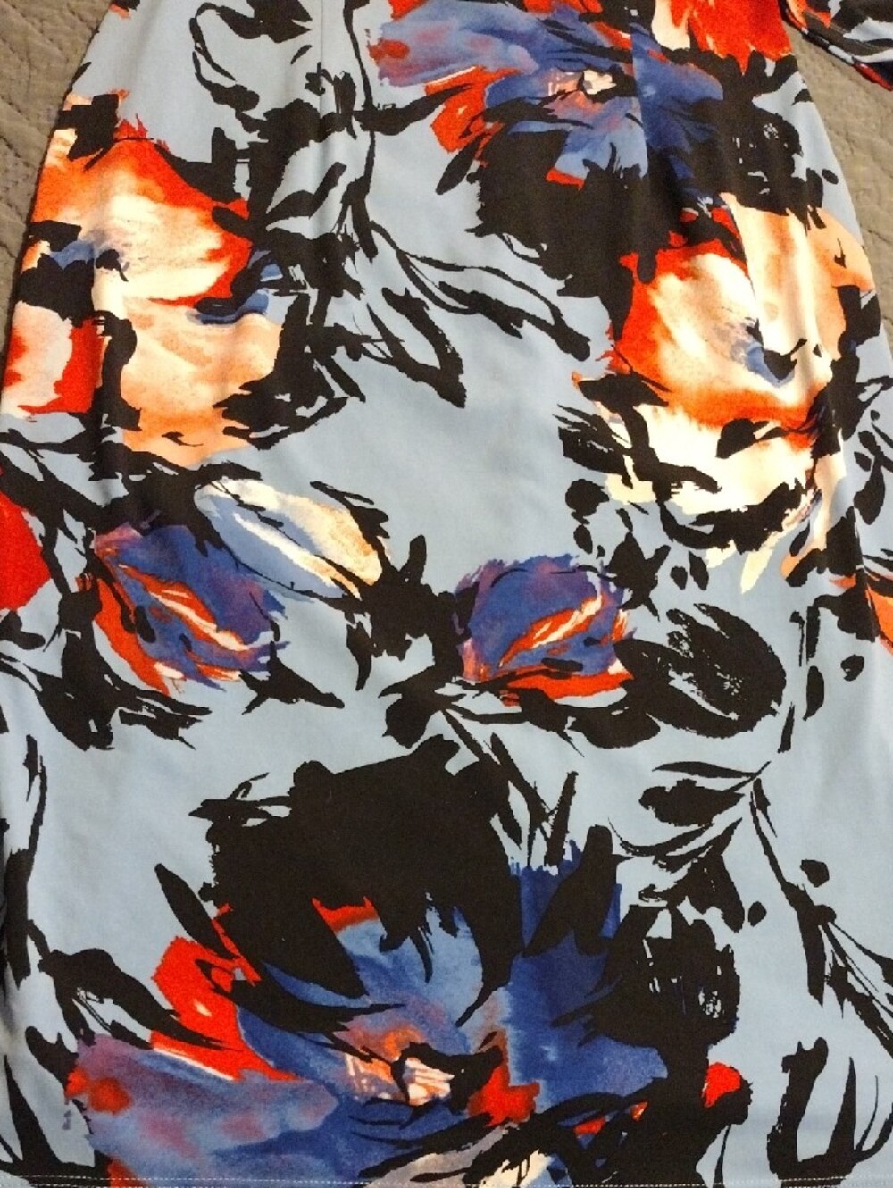 PFloral Print 3/4 Sleeve Midi Dress in Light Blue and Red - Picture 6 of 10